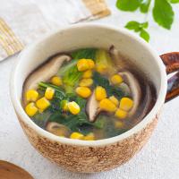 チンゲン菜と椎茸ととうもろこしの
とろみ中華スープ